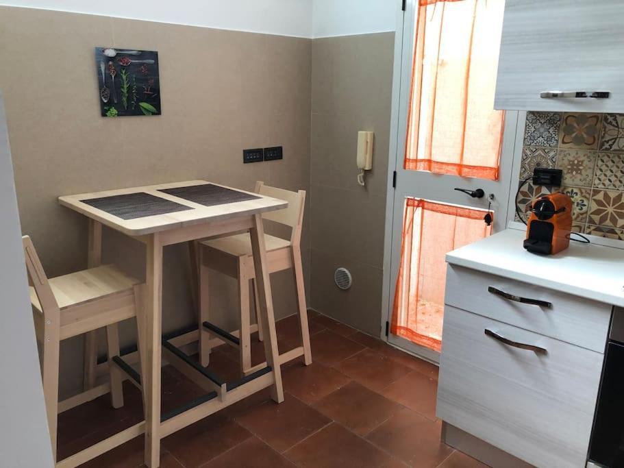 Bari For You - Guest House A 300Mt. Dal Mare Exterior foto
